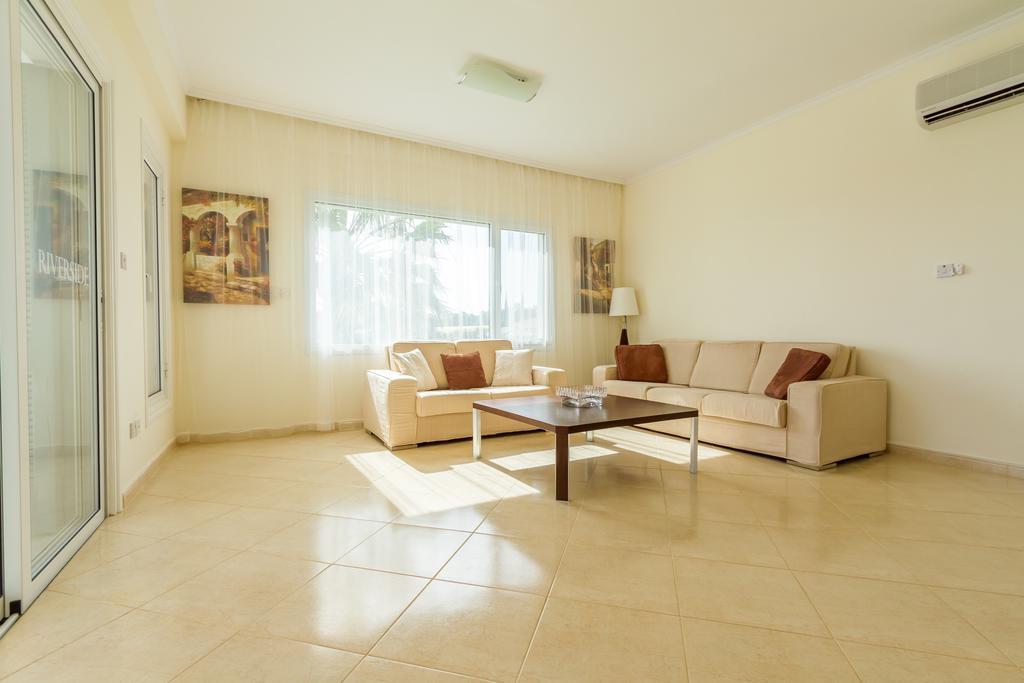 Villa Riverside Polis Екстер'єр фото