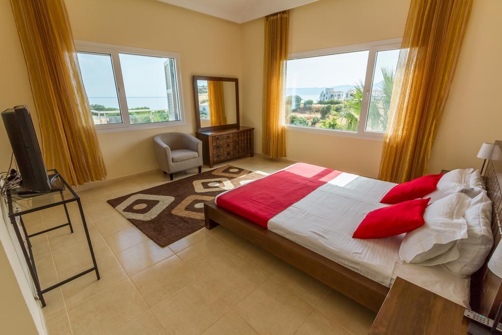 Villa Riverside Polis Екстер'єр фото