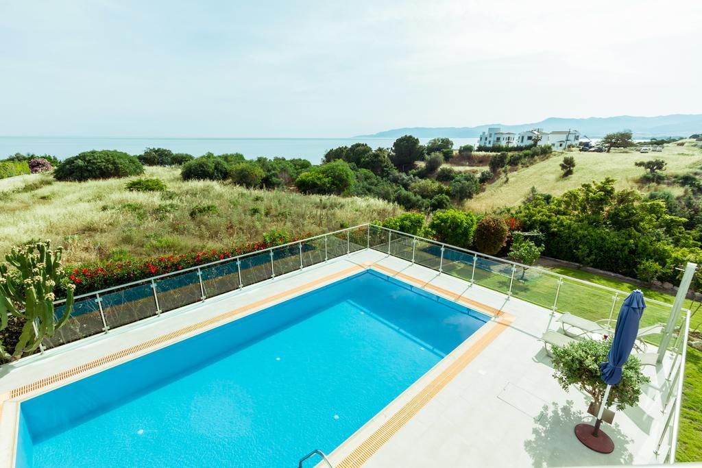 Villa Riverside Polis Екстер'єр фото